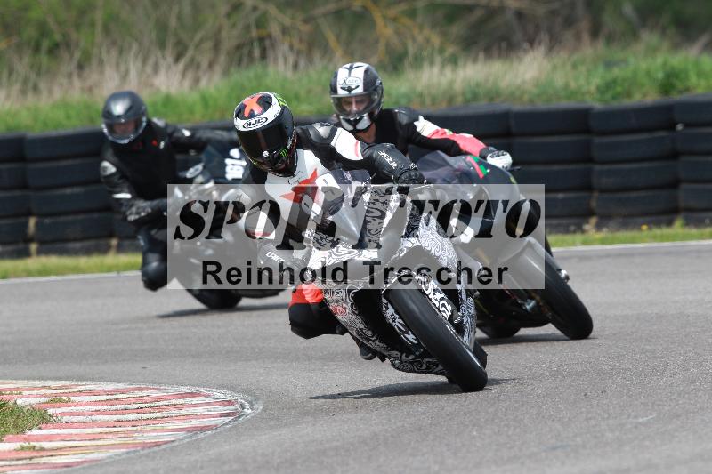 Archiv-2022/13 25.04.2022 Plüss Moto Sport ADR/Freies Fahren/89